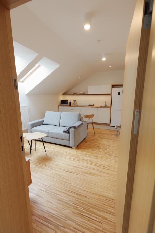 Apartmany U Kvetne Zahrady Kromeriz Bagian luar foto